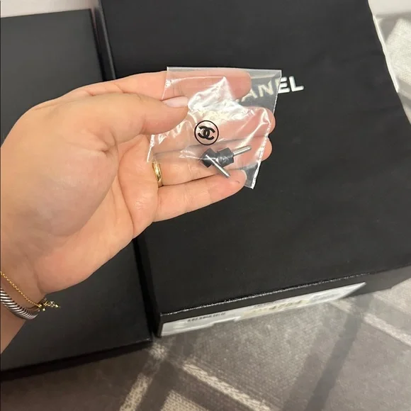 Chanel Black Suede & Patent Leather Mules – Size 40 (With Box) - Picture 8 of 8